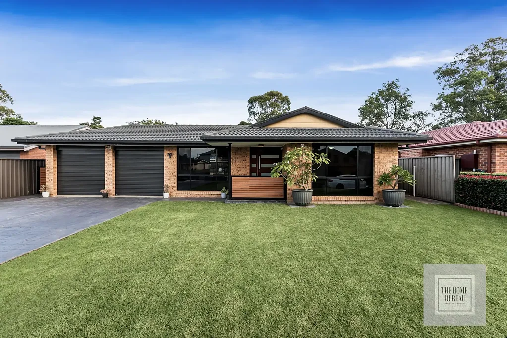 Super Stylish Family Home with Pool. Dream Location.