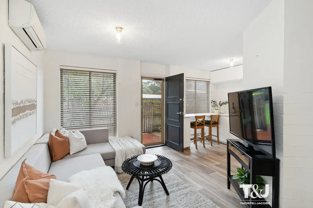 44/311 Harborne Street, Glendalough, WA 6016