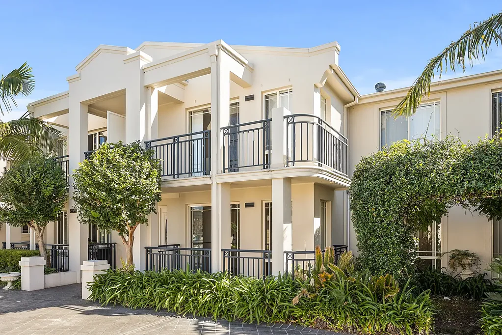 East Corrimal 2غرفة نوم Ground Floor Convenience in a Sought-After Coastal Setting