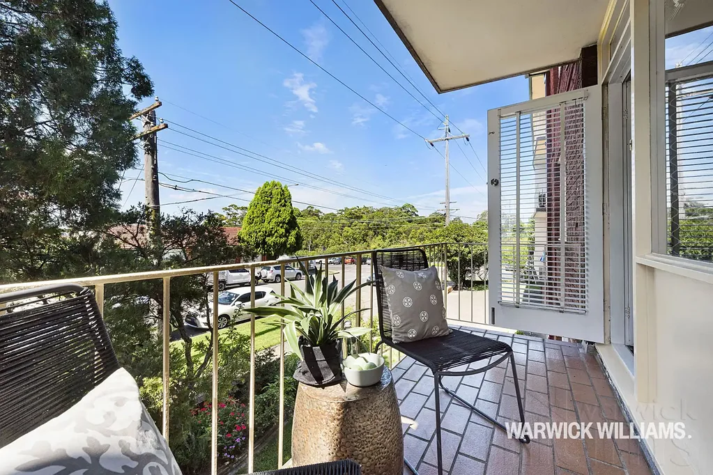 SPACE, COMFORT, CONVENIENCE IN THE HEART OF EASTWOOD
