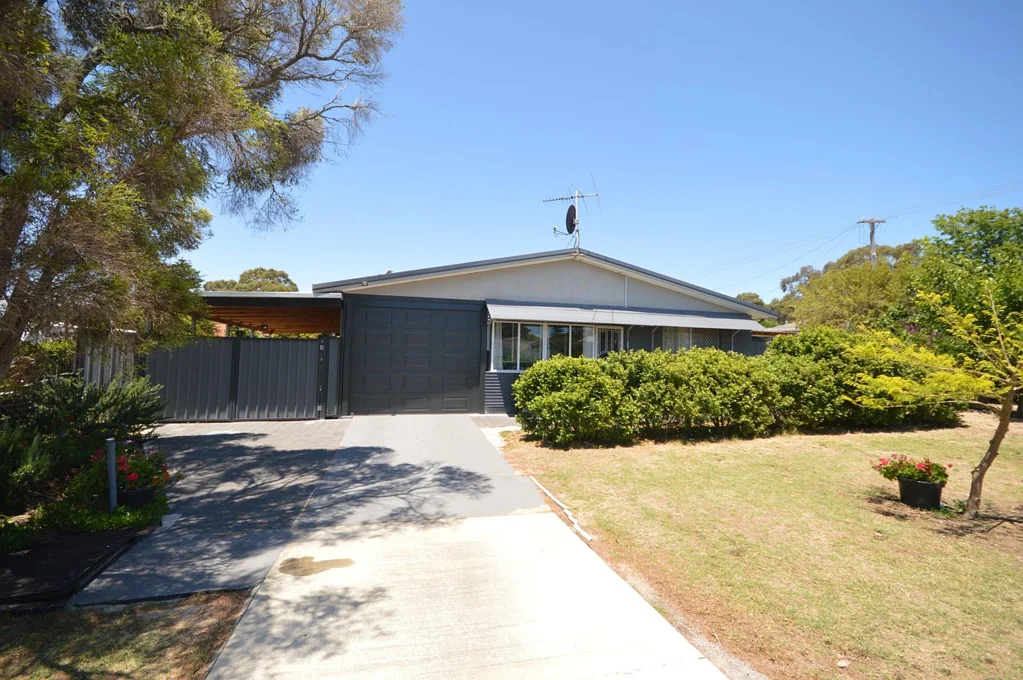 8 France Street, Mandurah, WA 6210