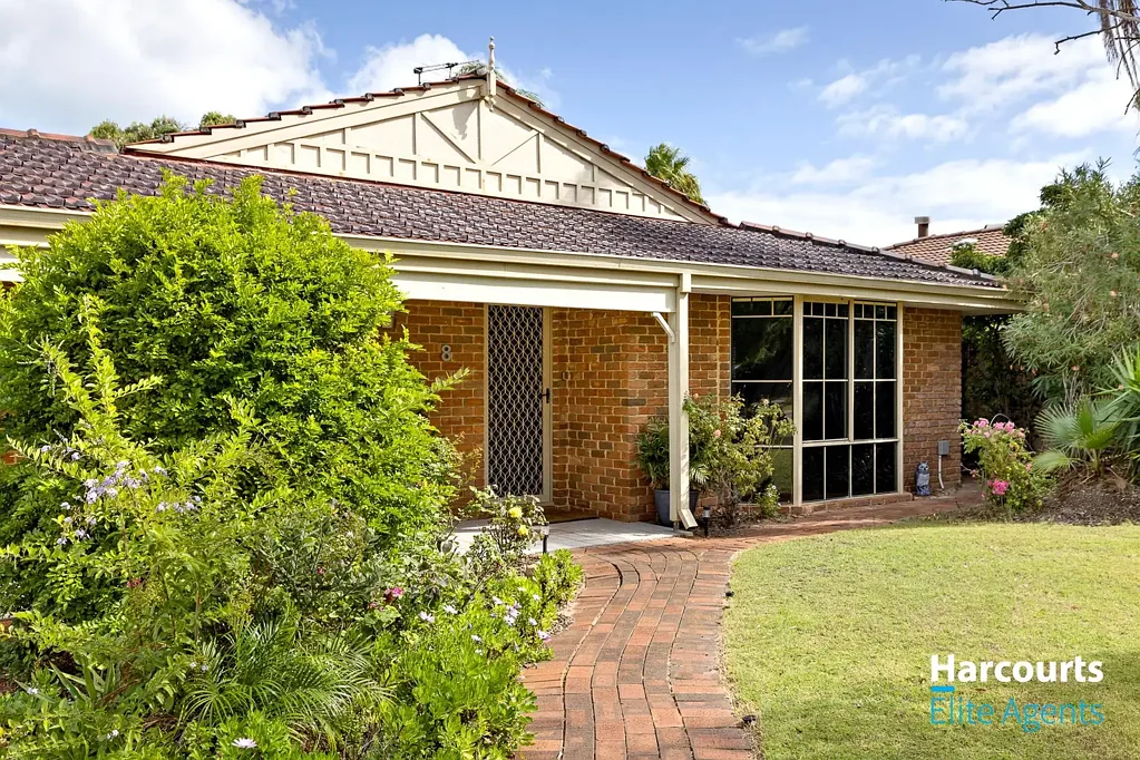8 St Michaels Court, Cooloongup, WA 6168