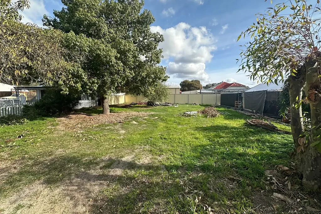 41 Avon Terrace, York, WA 6302