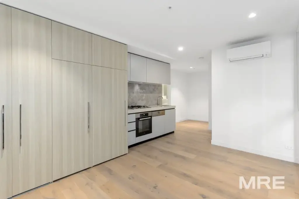 Modern southbank apartment