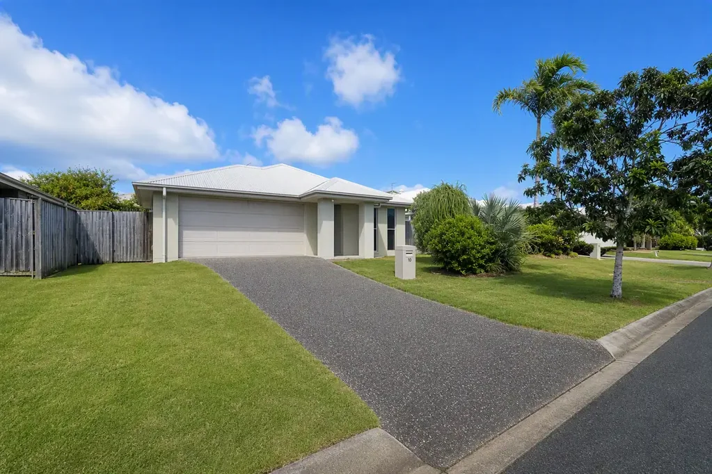 Blacks Beach 4બેડરૂમ 🏡 Modern Coastal Home in a Quiet Cul‑de‑Sac
