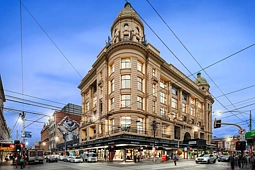 108/220 Commercial Road, Prahran