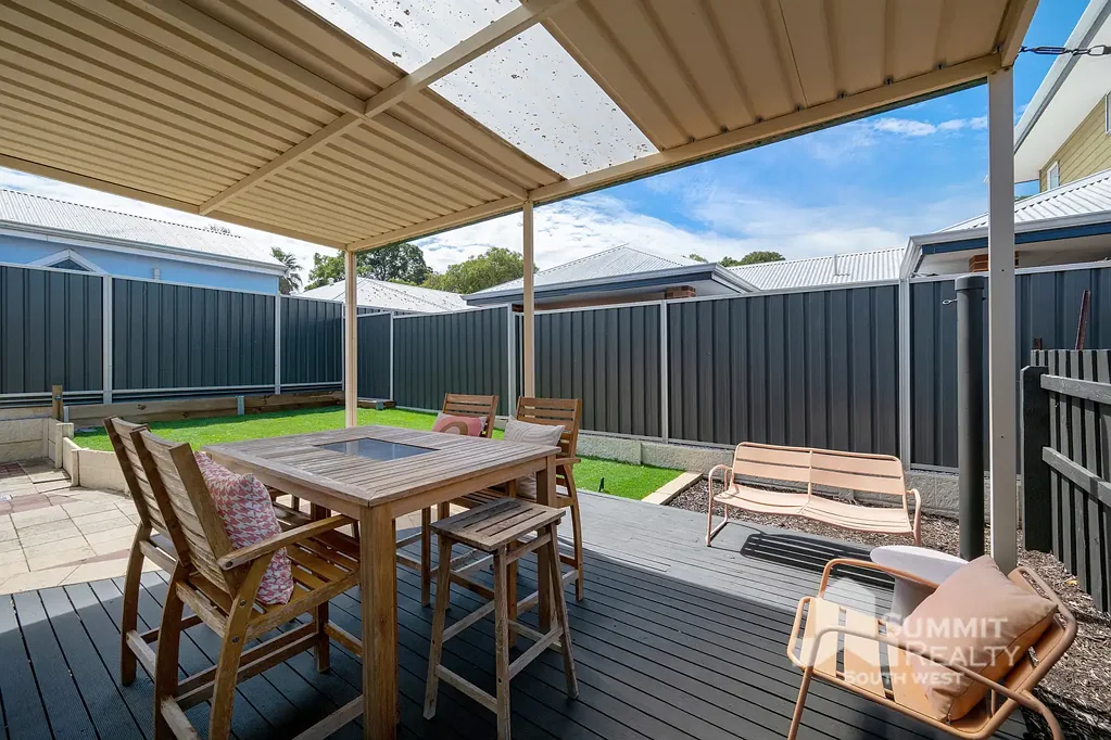 21 Absolon Street, Carey Park, WA 6230