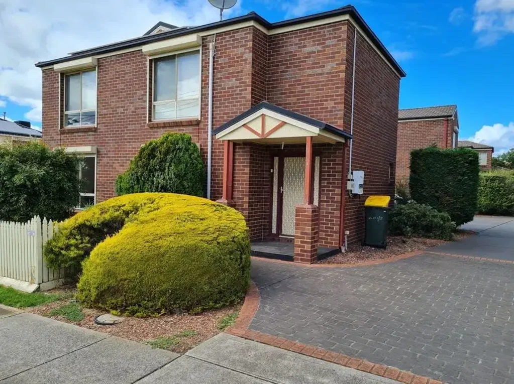 Quality Townhouse!