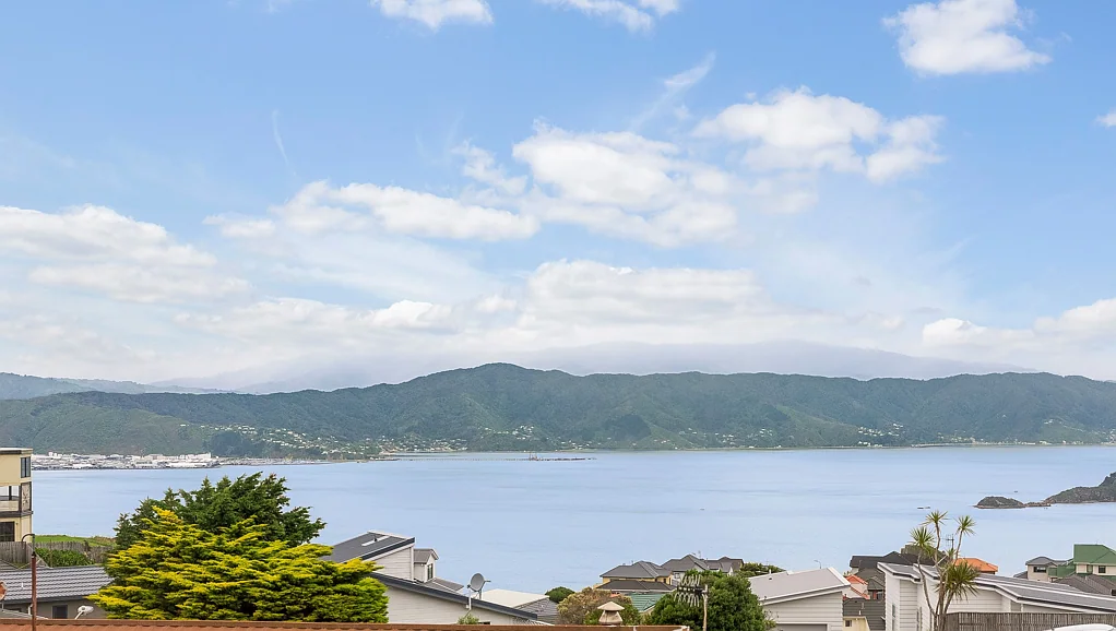 Newlands 3Phòng ngủ Great Home Great Views.