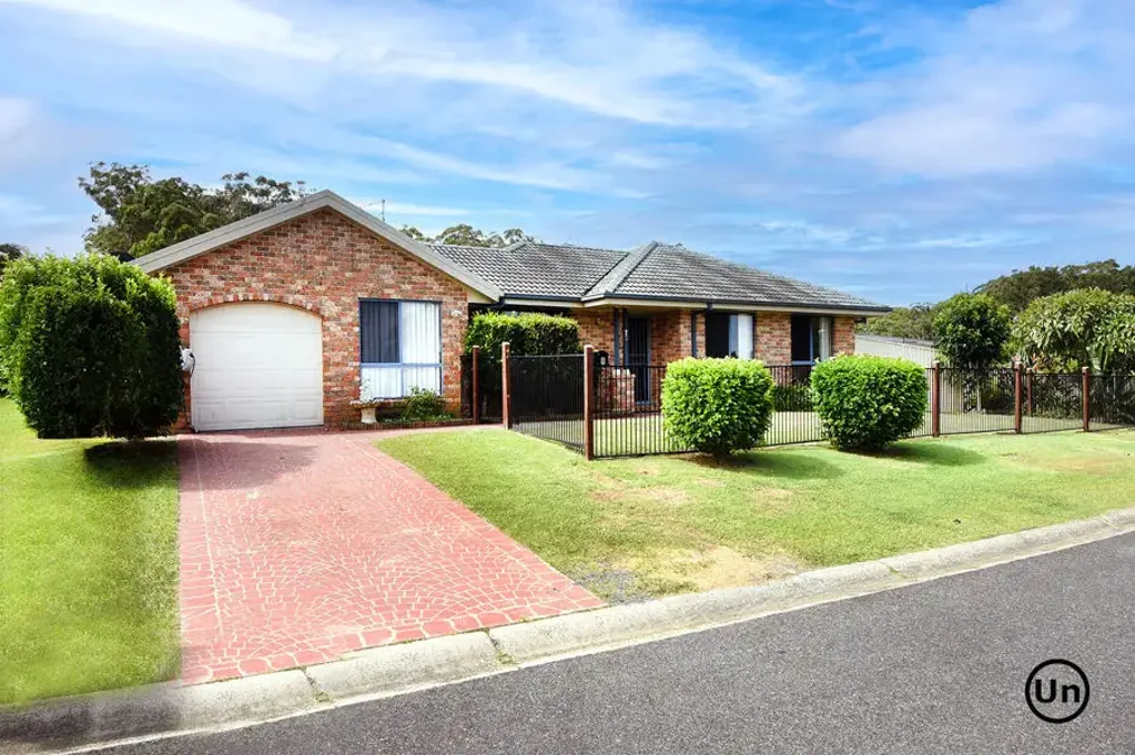 8 Aquamarine Drive, Toormina, NSW 2452
