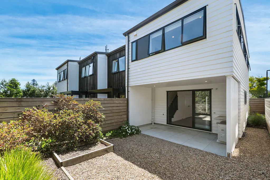 Mangere Bridge 3침실 Modern Townhouse Living in Mangere Bridge