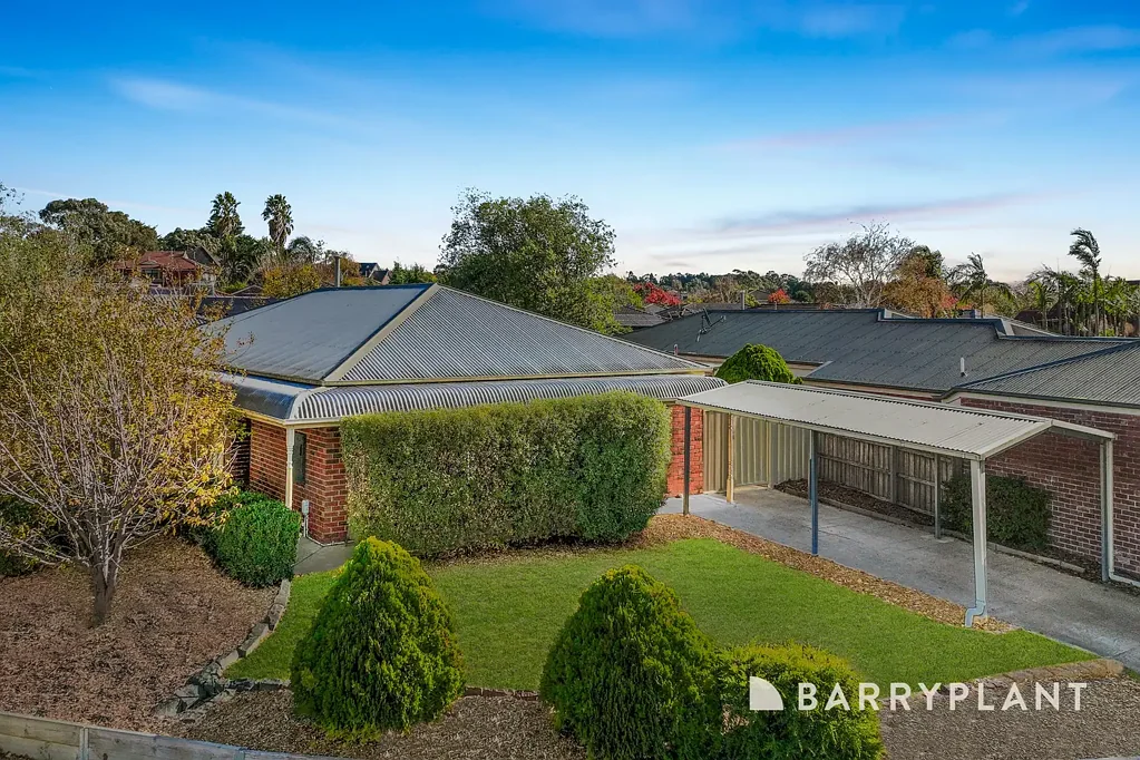 35 Cobblestone Avenue, Narre Warren South, VIC 3805