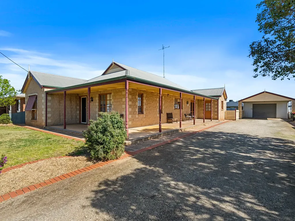 53 Finley Street, Finley, NSW 2713