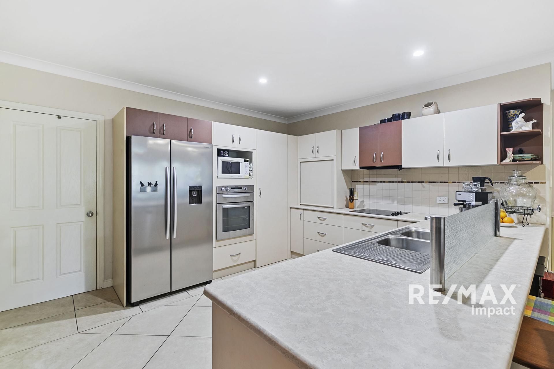 5 RIVER DR, MAREEBA QLD 4880, 0 غرف, 0 حمامات, House