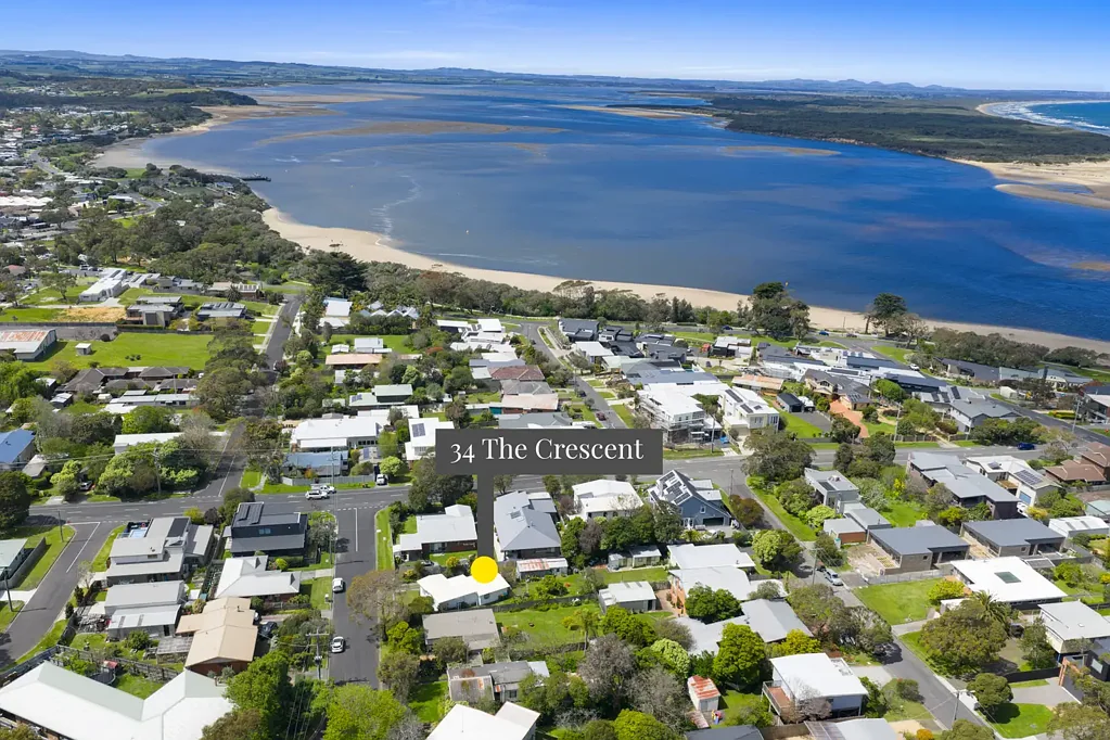 Inverloch 2कमरा Prime Location with Endless Potential