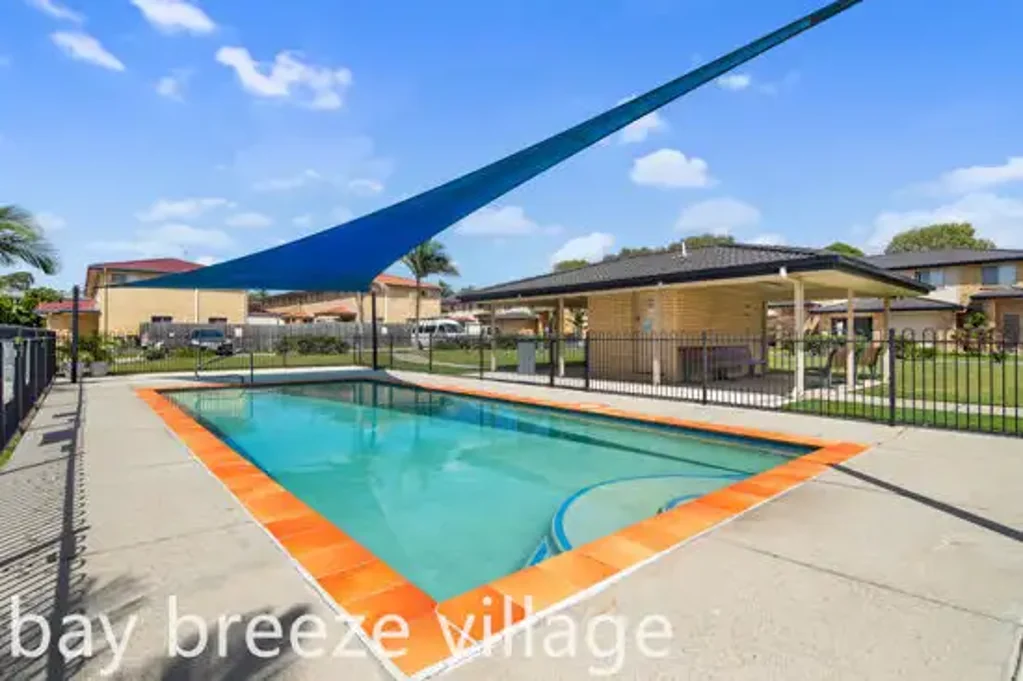Spacious 3-Bedroom Townhouse in Secure Complex with Pool