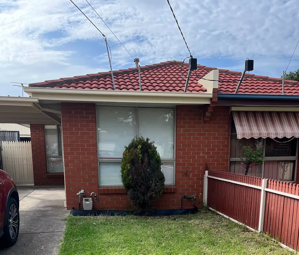NEAT & TIDY 2 BED UNIT IN ALTONA MEADOWS