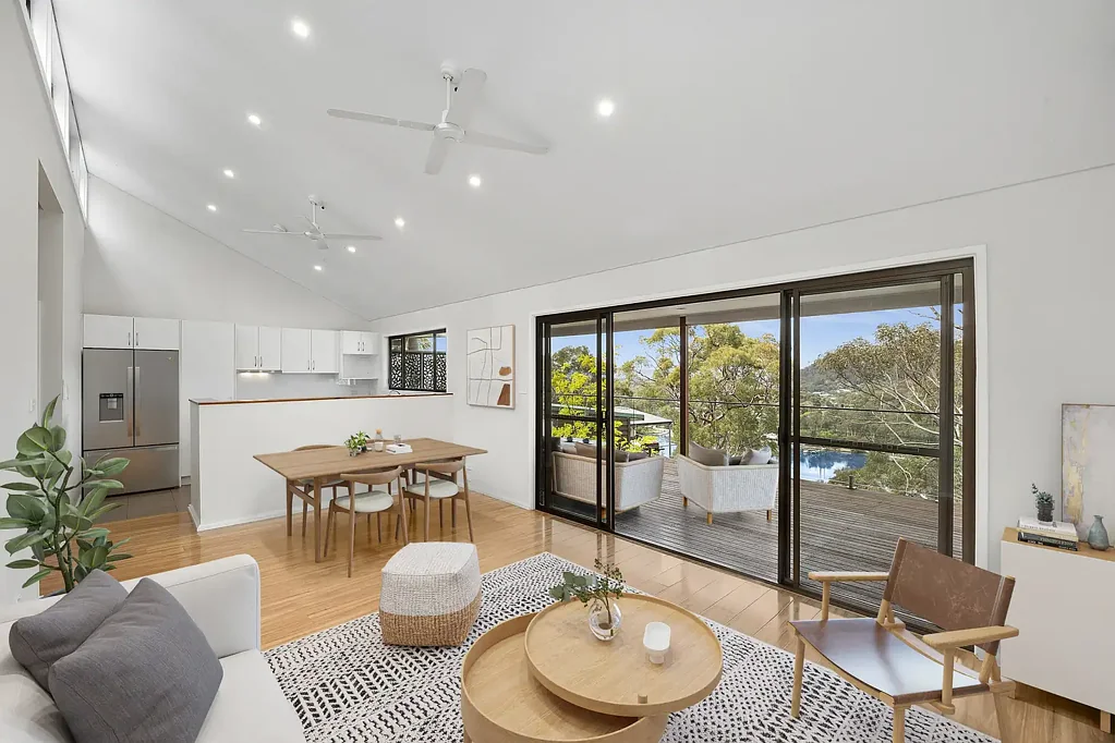 Horsfield Bay 2Kwarto Light filled home with expansive bay views