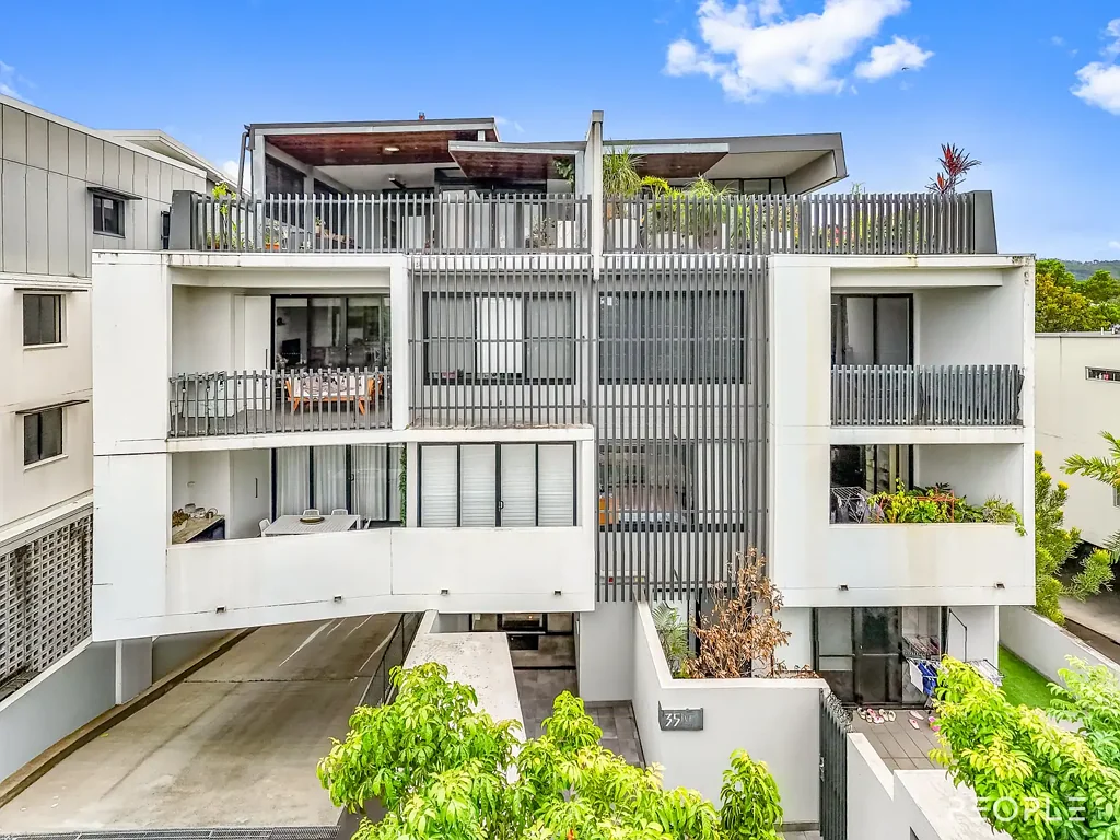 11/35 Clarence Road, Indooroopilly, QLD 4068
