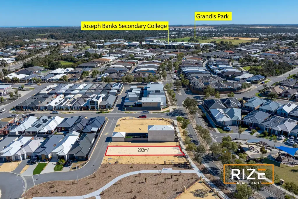 166 Joseph Banks Boulevard, Banksia Grove, WA 6031