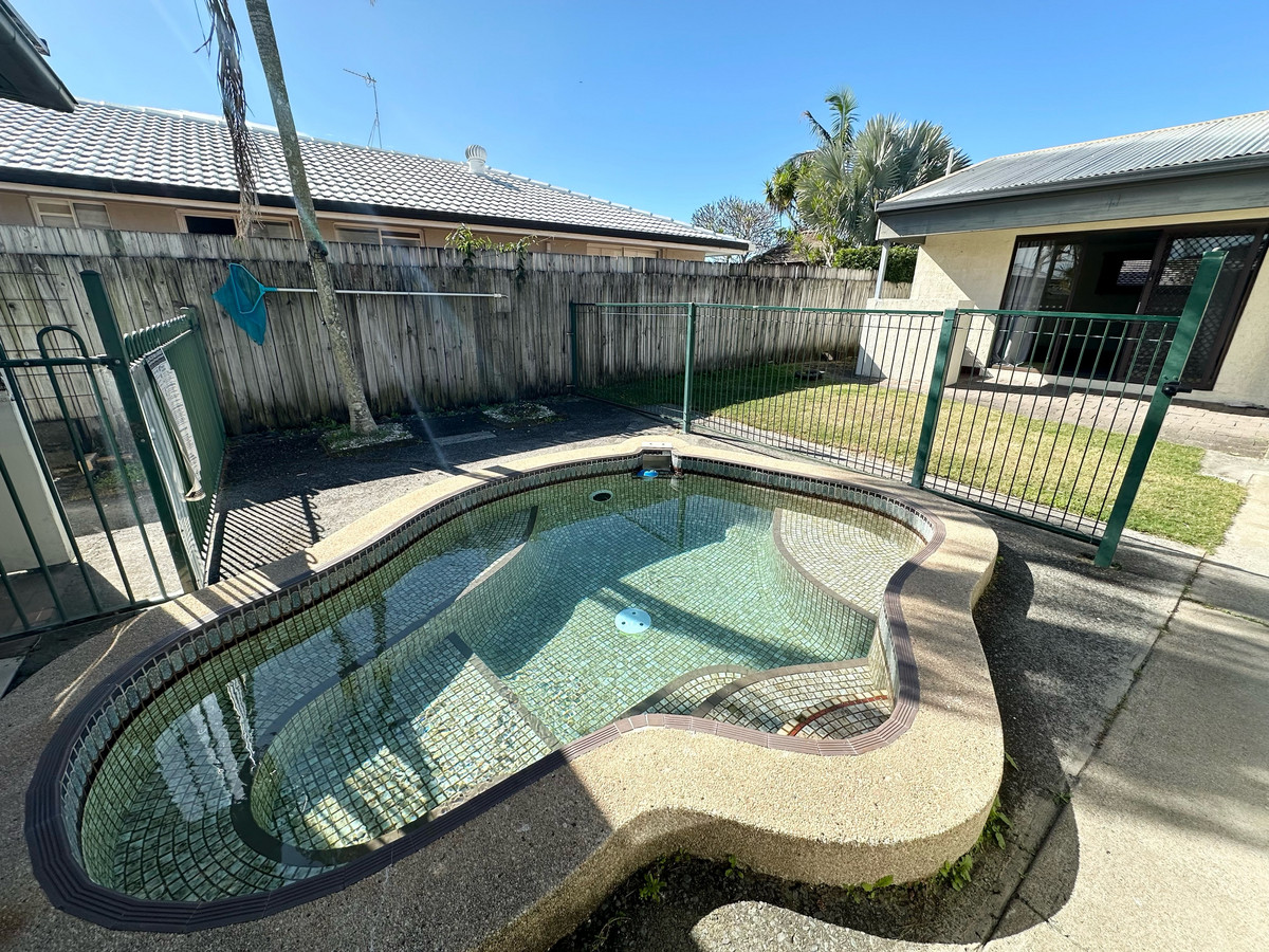 51 OCEANIC DR, MERMAID WATERS QLD 4218, 0房, 0浴, House