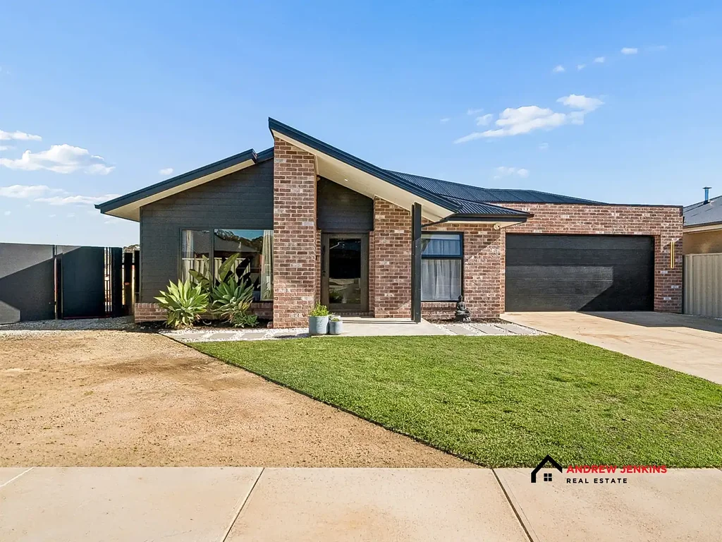 Cobram 5બેડરૂમ A Home with Personality, Space & Style