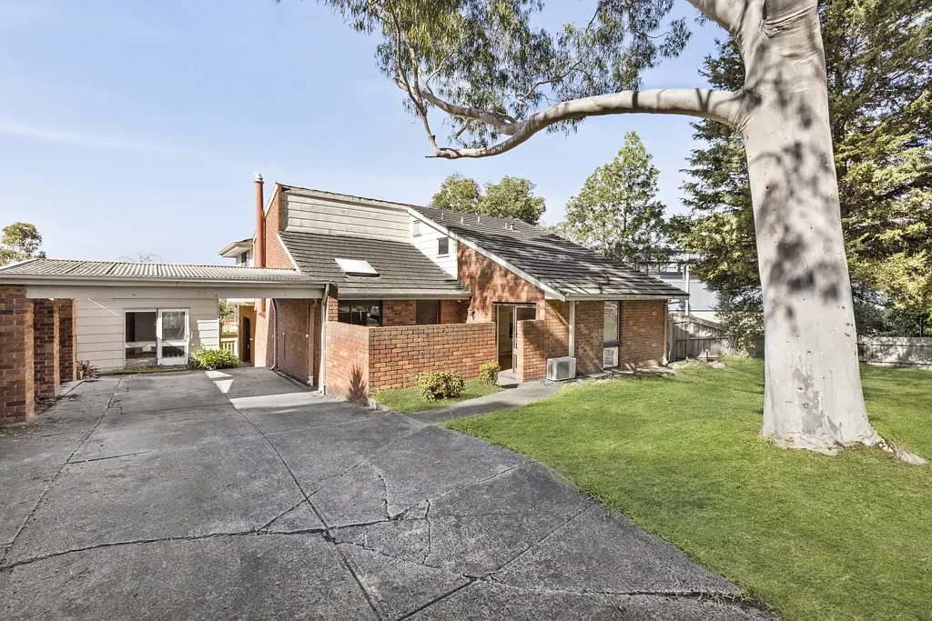 Wheelers Hill 4房 宽敞的家庭生活，未来潜力无限 Generous Family Living with Future Possibility