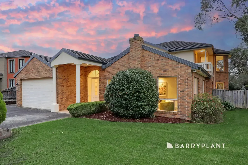 Lysterfield 5 Bedroom Carrington Estate Elegance with Exceptional Family Space & Mountain Views