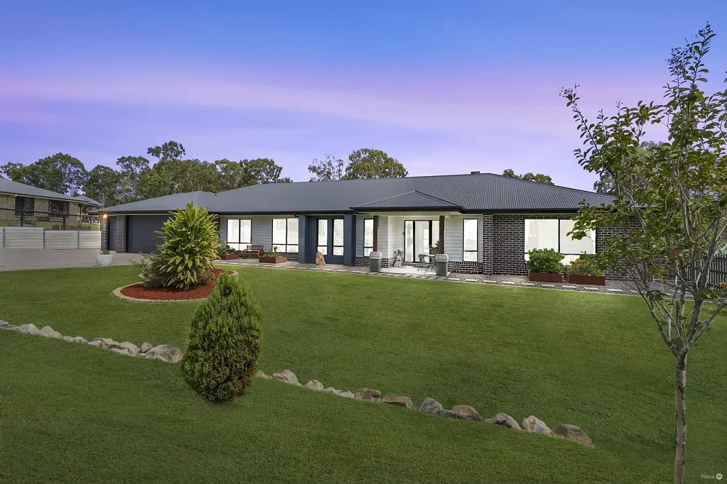 Delaneys Creek 4房 宁静环境中的现代“树林生活” Modern treechange living in a peaceful setting