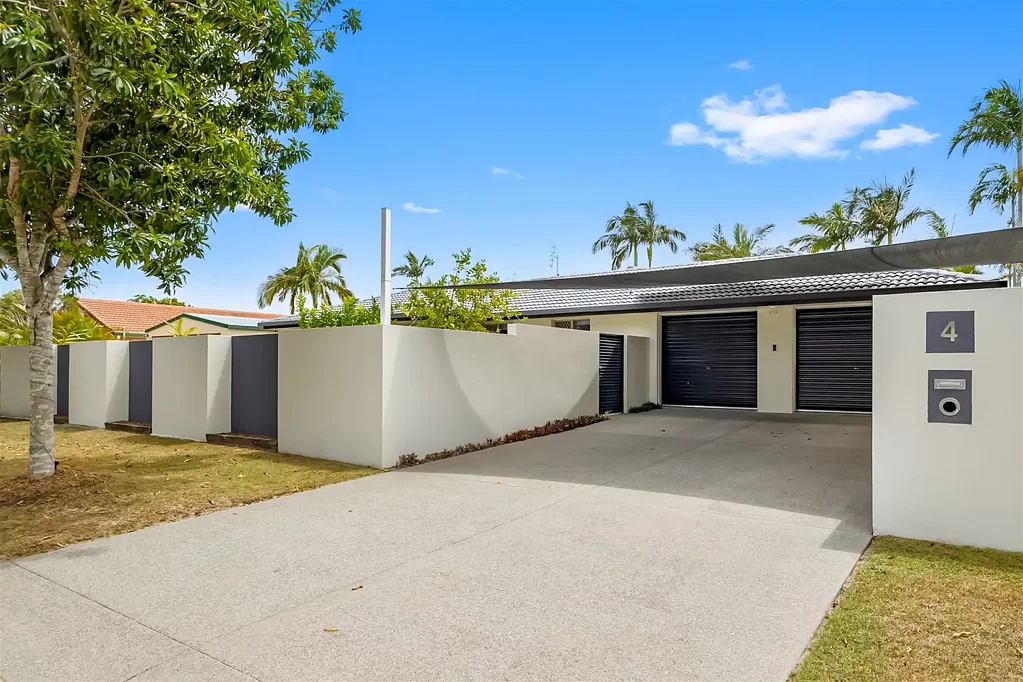 4 Royal Close, Wurtulla, QLD 4575