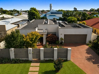 Yarrawonga 4 Slaapkamer Premium Living in a Prime Location!