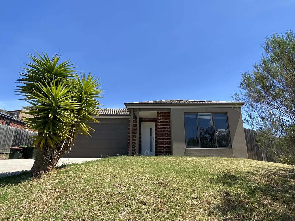 10 Glastonbury Drive, Sunbury, VIC 3429