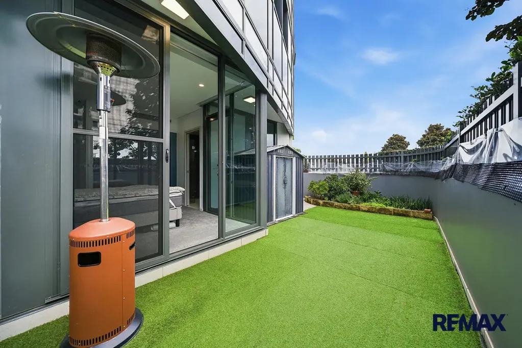 Lidcombe 2침실 Elevated Resort Living With Oversized Terrace