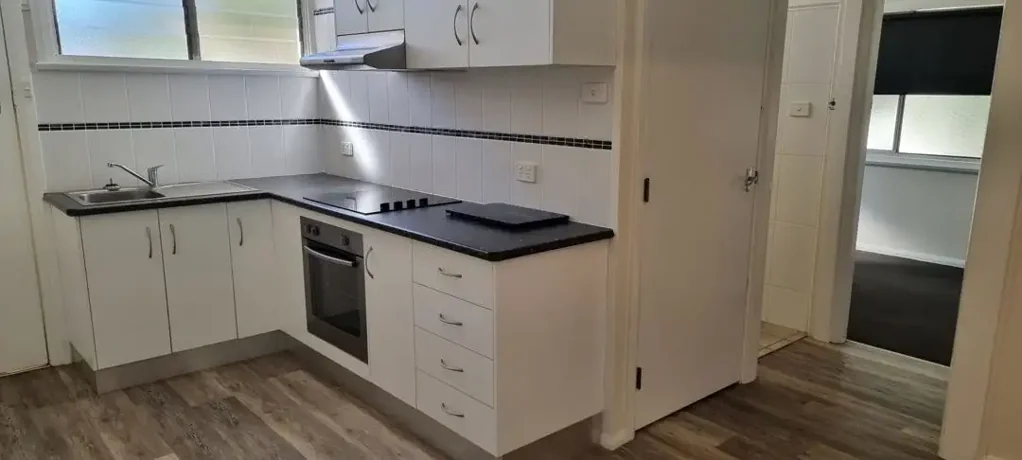 Tidy 2 Bedroom unit
