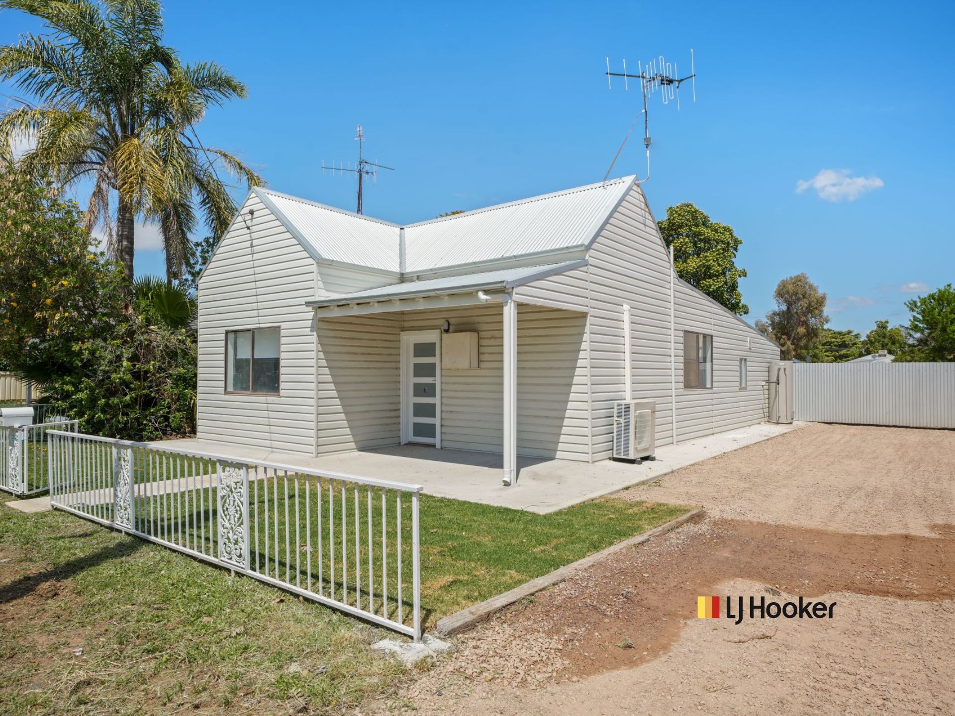 28 ELLENGERAH ST, NARROMINE NSW 2821, 0房, 0浴, House