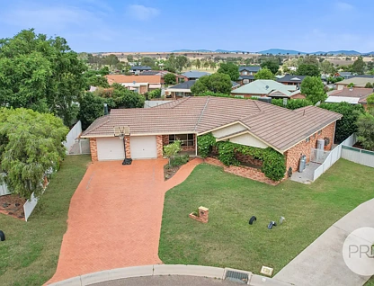8 Karradji Court, Tamworth, Tamworth, 4房, 2浴, House