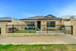 77 Lake Valley Drive, Lakelands