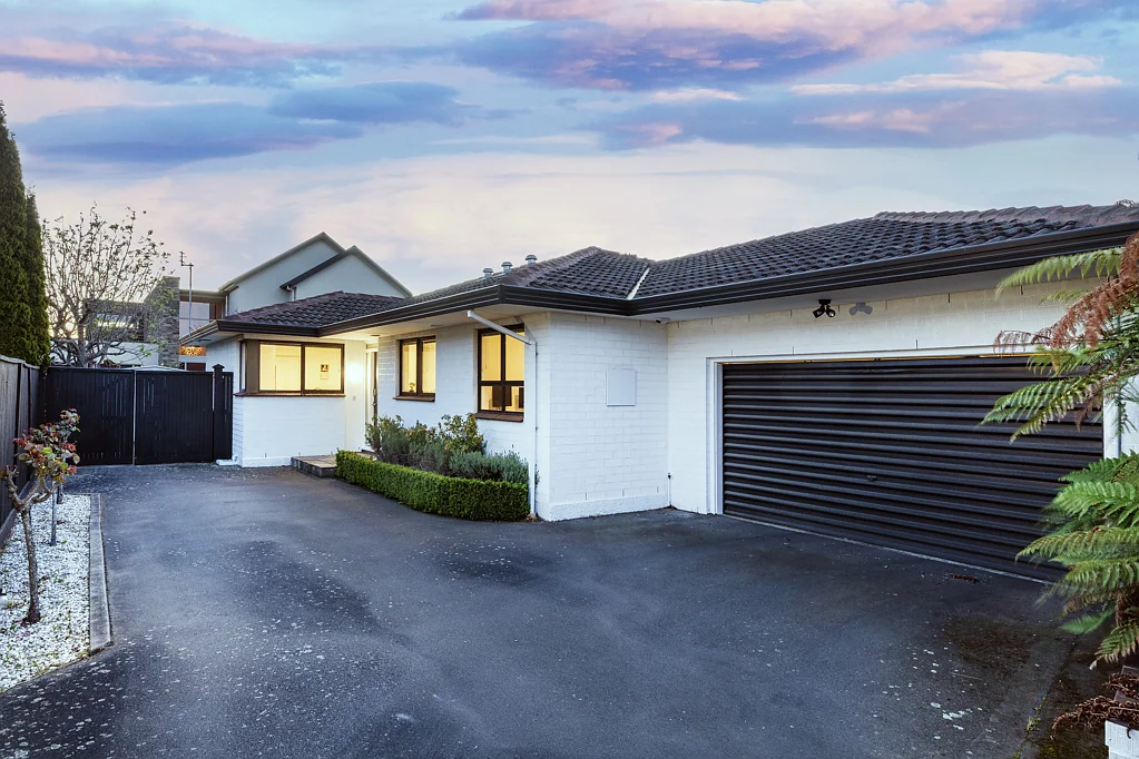 Merivale 3部屋 One Home, Two Futures!