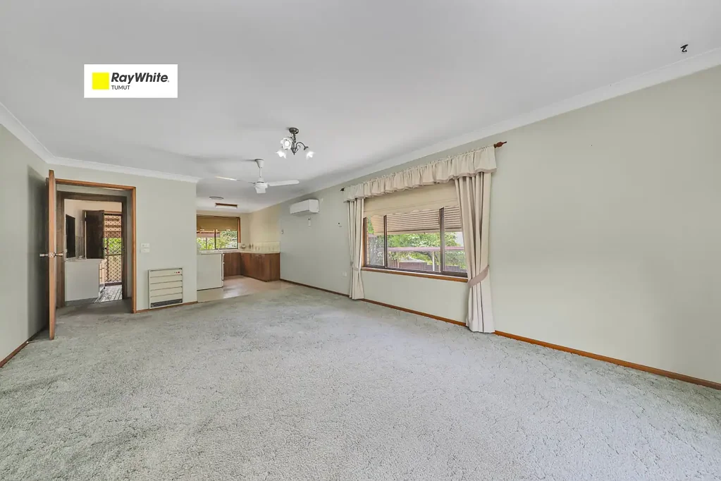 1/9 Anderson Place, Tumut, NSW 2720