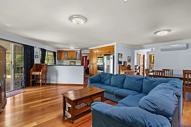 客厅 - 20 DONAGHY CT, HIGHFIELDS QLD 4352