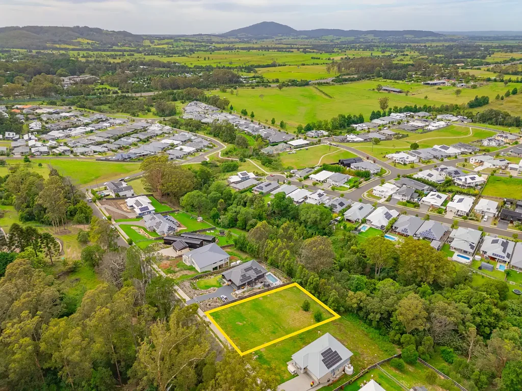 Berry Stunning Treetop Views Awaits Your Dream Build
