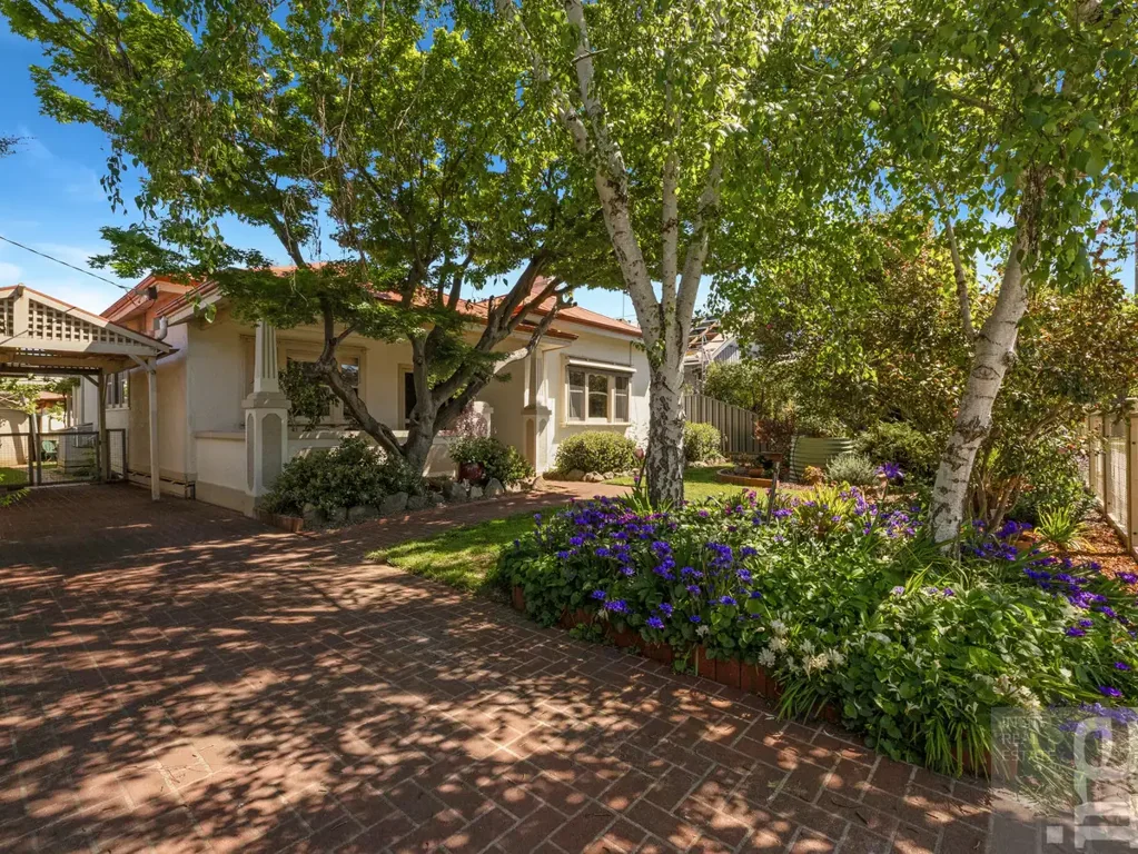 Wangaratta 2房  Central living. Charm and character.