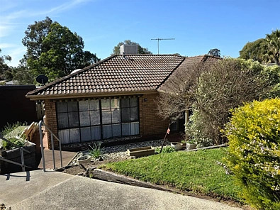 Craigieburn 3બેડરૂમ Perfection Meets Central Convienience - 3 Bed Upgraded Gem Overlooking Aitken Creek!