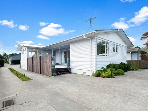 7 Coletta Lane, Te Atatu South, Waitakere City, Auckland