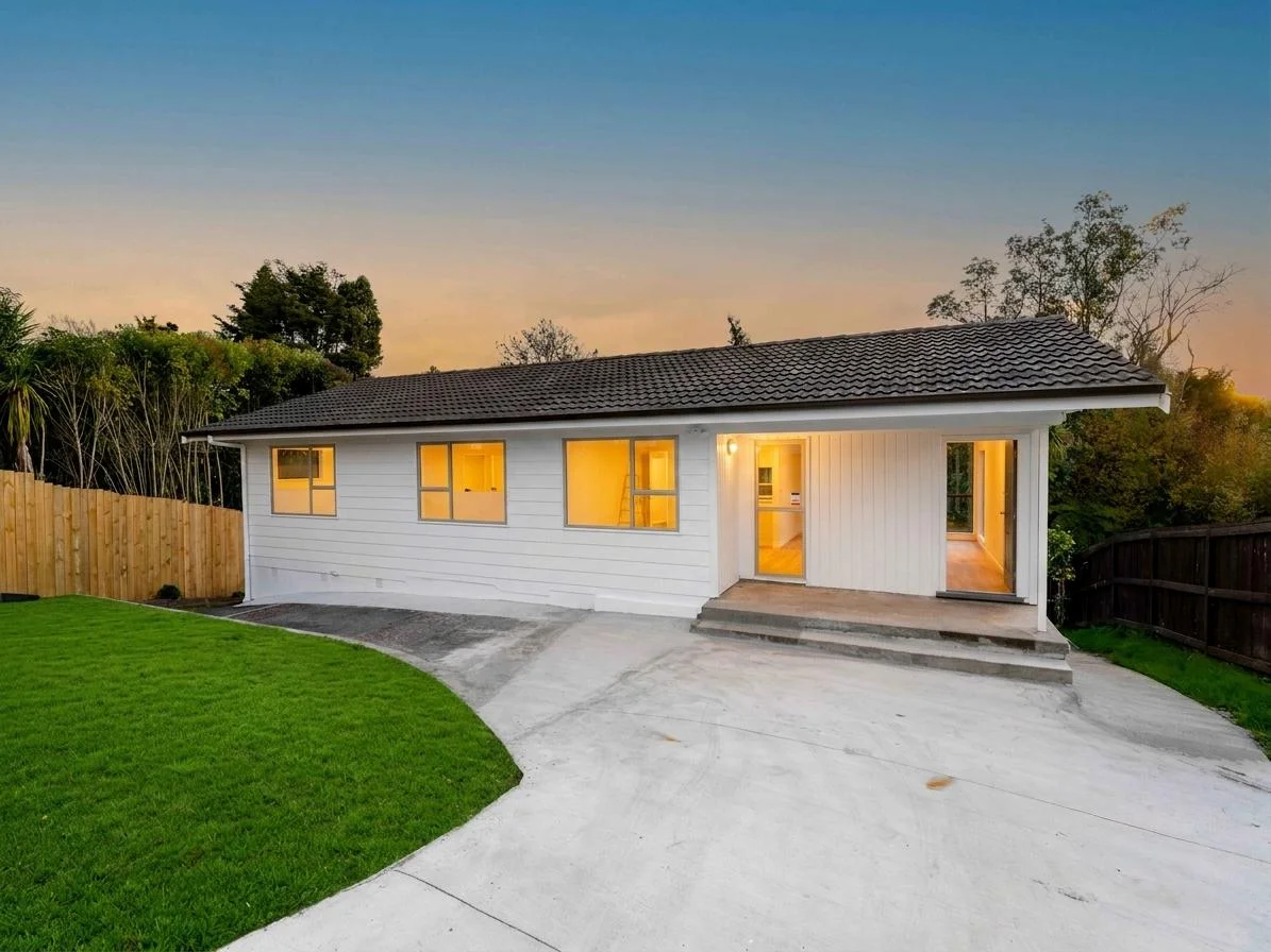 Henderson 3Moenga Modern Family Living on Generous Freehold Section