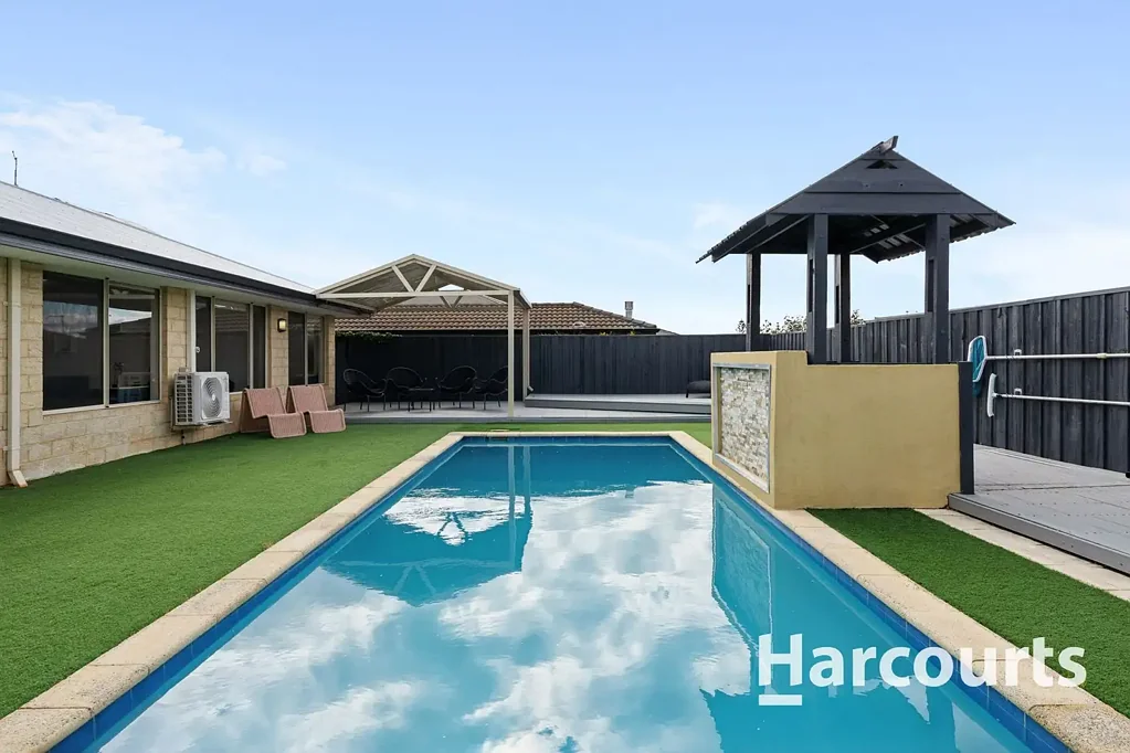Quinns Rocks 4房  Pool - Reno Kitchen - Ocean Views