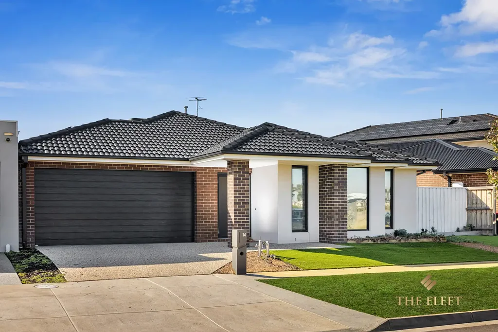 Tarneit 3ห้องนอน Spacious Living Starts Here - Large Block family Home with Park Views!