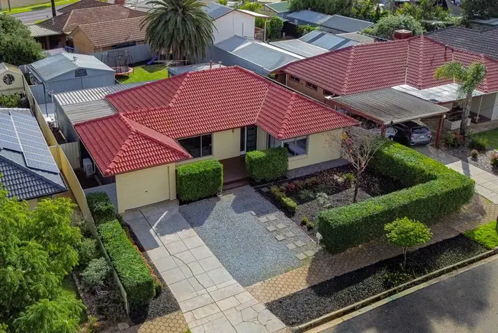 Salisbury East 3غرفة نوم DELIGHTFUL FAMILY HOME