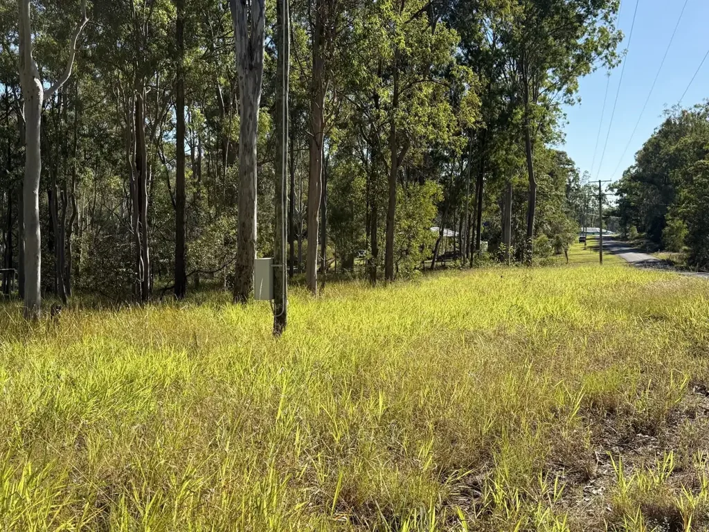 Glenwood Acreage Living Starts Here – 5,240m² Corner Allotment in Glenwood.