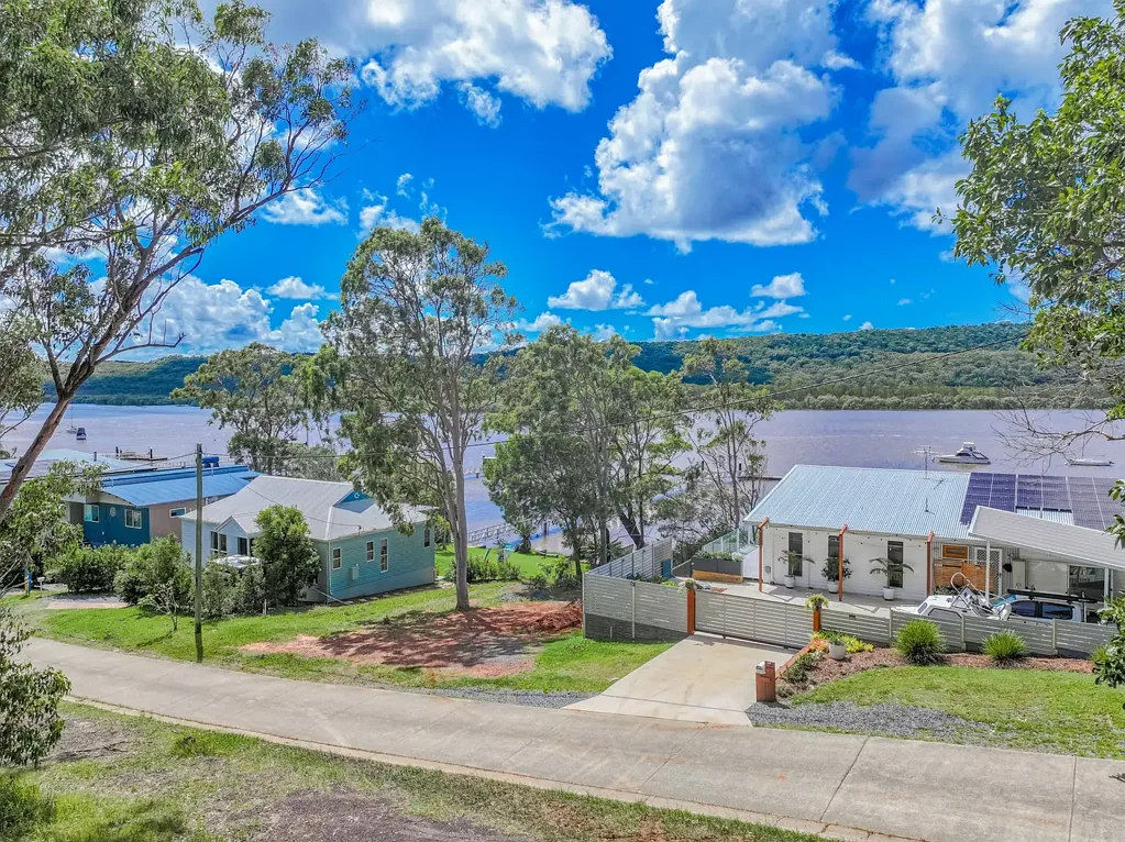 Russell Island Breathtaking Water Views Best Street